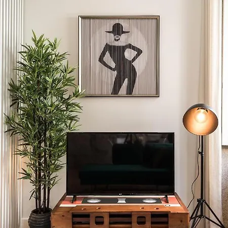 Vintage Luxury House