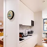 Daire Vintage Luxury House