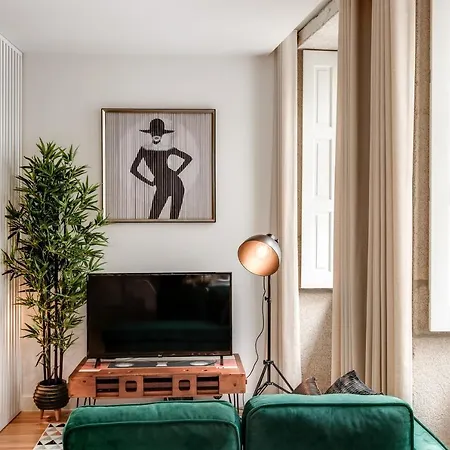 Vintage Luxury House *